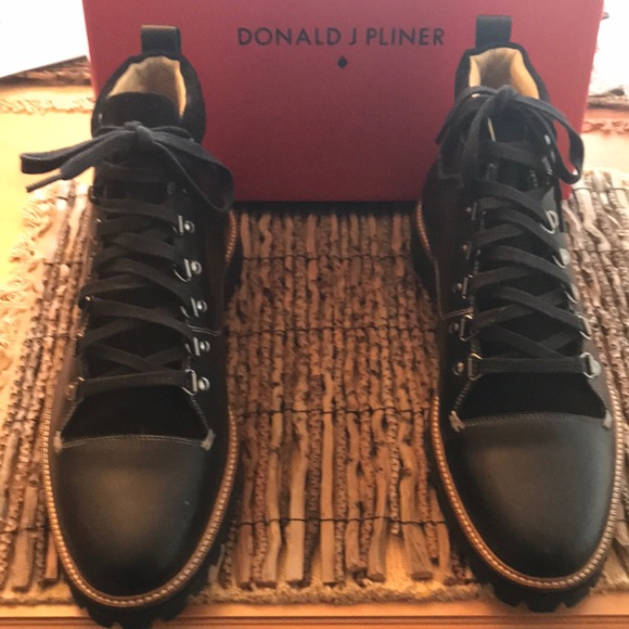 Donald J. Pliner Other - Donald J Pliner Kafu Boot